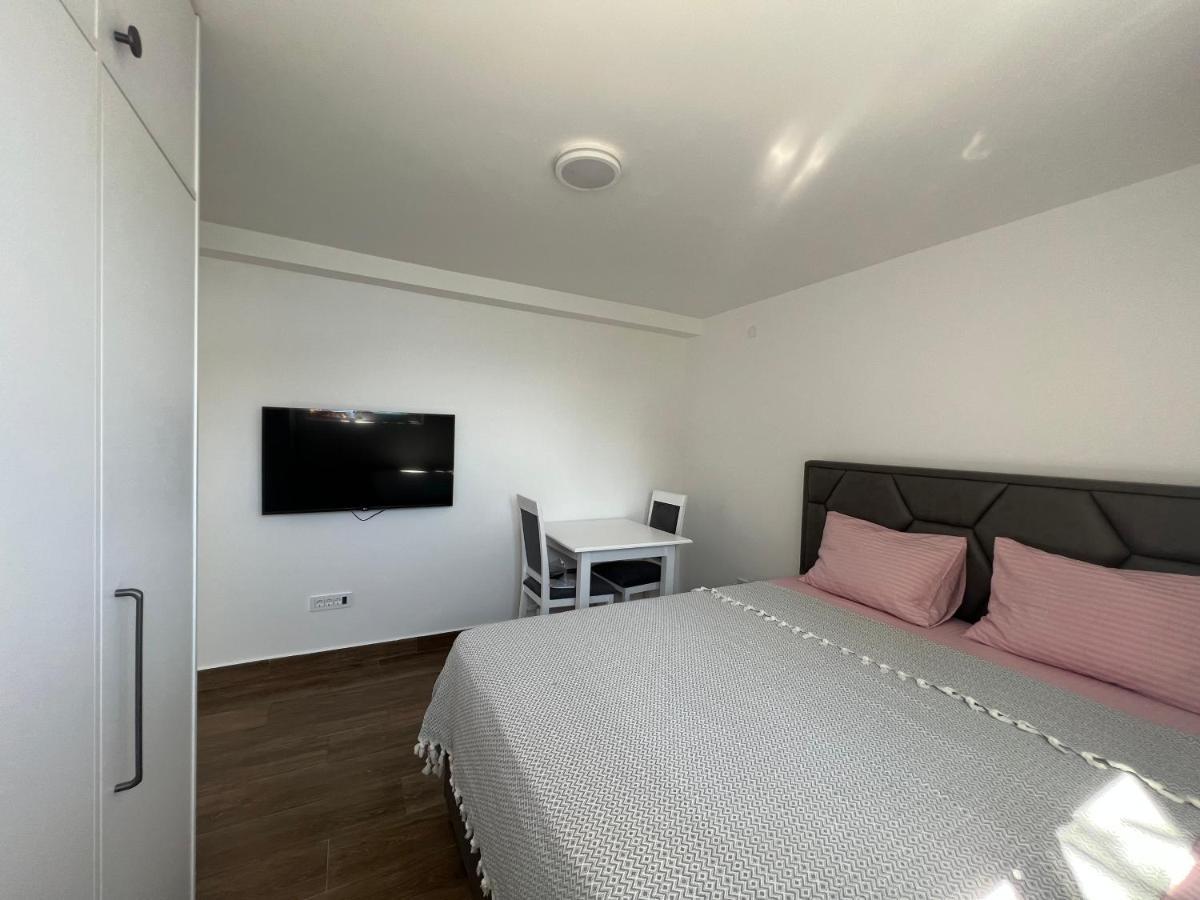 Azzure Apartment Улцинь Экстерьер фото